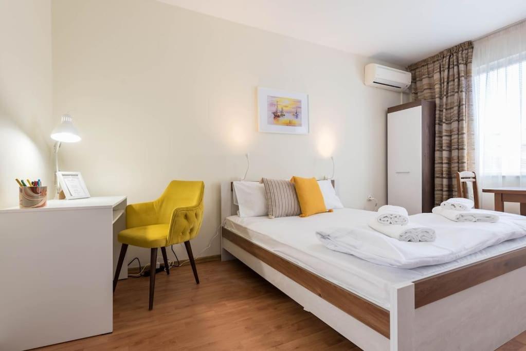 Studio Porto Varna Luaran gambar