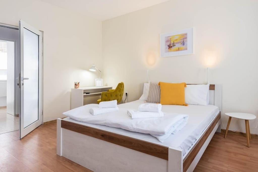 Studio Porto Varna Luaran gambar